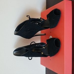 Ivanka Trump Delfino suede heels